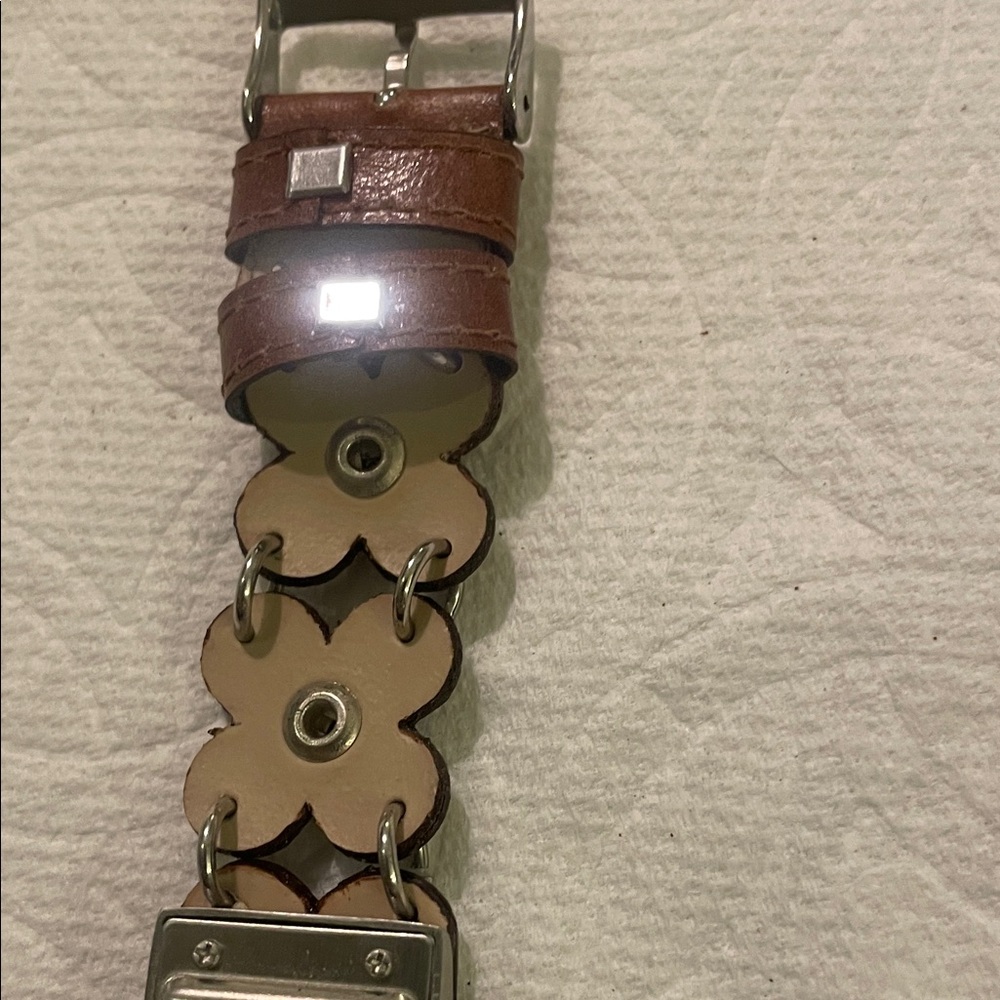 Soda Silver and Brown Rectangular Watch - image 10